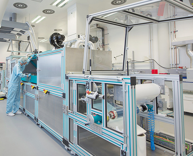 R2R system for upscaling wet-chemical coating processes at Fraunhofer ISC